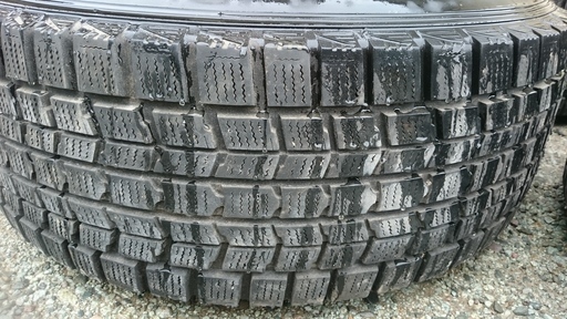 ランクルプラド70 スタッドレス アルミホイール 265/70r16 4本セット 山形発