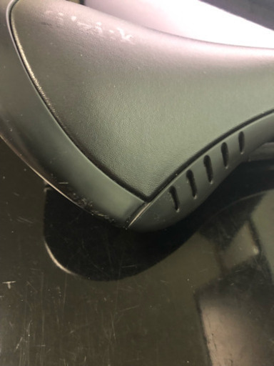 fizik クーヴァブル カーボンレールサドル ブラック