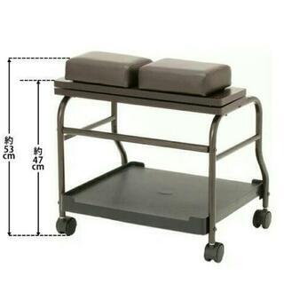 値下げします💴⤵フットケア台 ホワイト ペディキュアの画像