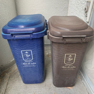 ポリバケツ ゴミ箱（7/18までに引き取り）