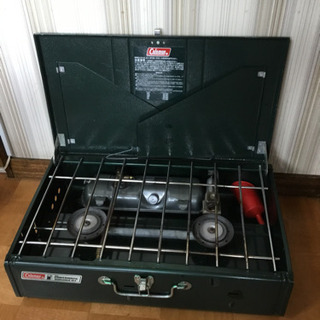 美品 Coleman コールマン ツーバーナー　414-700J Coleman 414-700J ガソリンツーバーナーコンロ入荷しました
