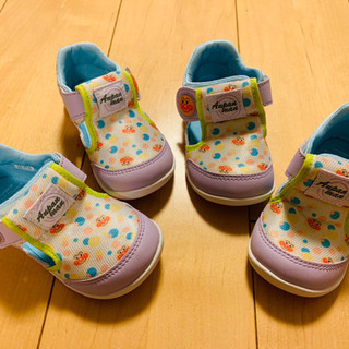 アンパンマン  メッシュのお靴  (2セット)