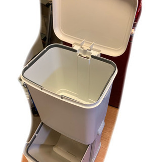 ゴミ箱 ２段（7/18までに引き取り）