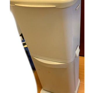ゴミ箱 ２段（7/18までに引き取り）の画像