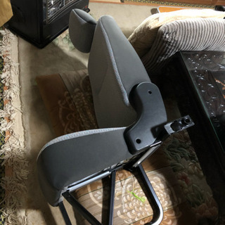 ハイエース コミューター グランドキャビン 3列目 左側シートの画像