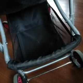 超軽量コンパクトバギーパニエ　ベビーカーの画像