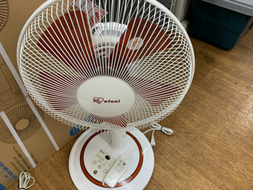 IRIS 扇風機　リモコン付　USED品