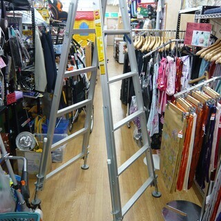 長谷川工業　はしご兼用脚立　脚立　はしご　ラビット　脚部伸縮式　...