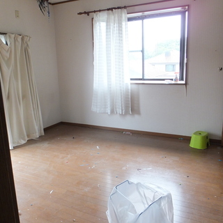 芳賀郡益子町貸家　8万　幅員10m町道沿い　別途倉庫(冷蔵庫)、作業場あり　土地面積532㎡　建物105.16㎡　3LDK　現況引渡 - 賃貸（マンション/一戸建て）