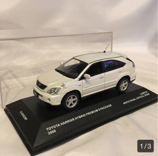 ハリアー 白 ミニカー トミカ (さや𓇼値下げ不可) 静岡の買い
