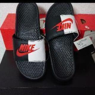 NIKE ベナッシ