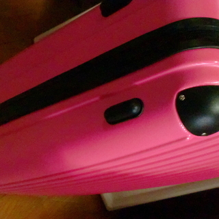 小旅行などにキャリーバックピンク中古の画像