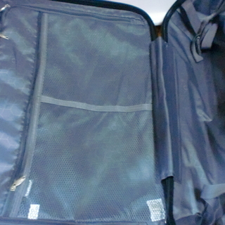 小旅行などにキャリーバックピンク中古の画像