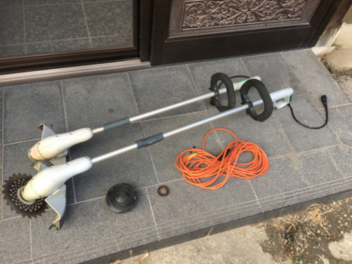 電気草刈機