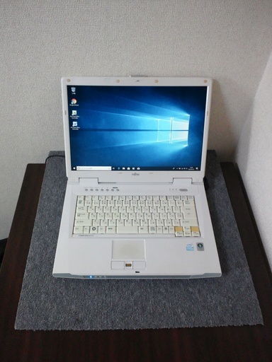 （代引可能）WIN10 FUJITSU FMV BIBLO NF50Y