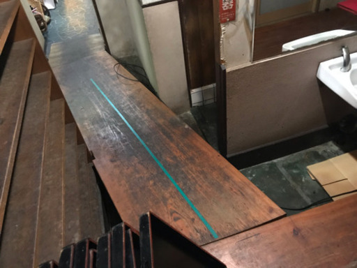 引取限定！無垢の木の板3枚！長くて厚みがあって重いです！