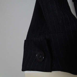 値下げ(クリーニング済)ORIHIKA　レディス上下ジャケット9号パンツ7号の画像