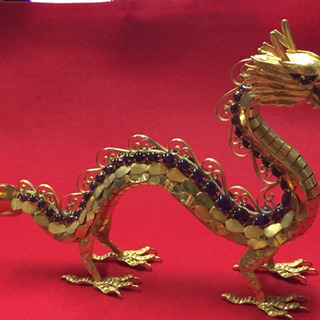 金の龍置物