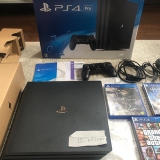 PS4 pro CUH-7000B