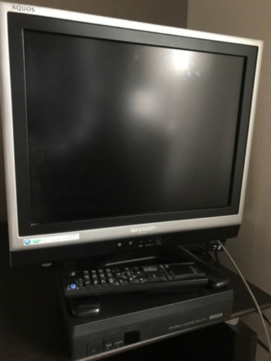 15インチテレビ付き