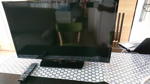 売ります・手渡し TV SHARP LC32H30 1台