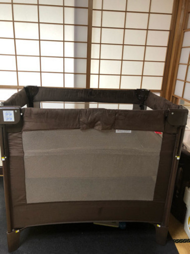 アップリカ ミニベビーベッド ココネルエアープラス  値段交渉応じます