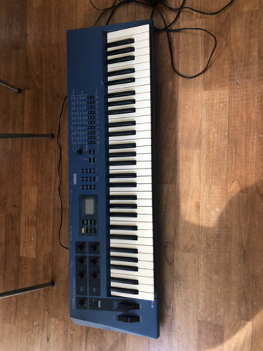 YAMAHA CS1X 本格的EDM用シンセサイザー