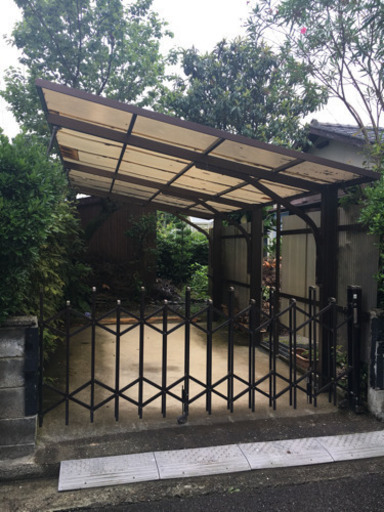 中古・カーポート(骨組みのみ)