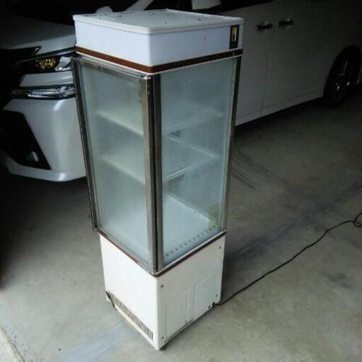 中古  1982年製造   古い  冷蔵ショーケース   幅41.1  奥行46  高さ137.7  （ｃｍ）  4面ガラス   喫茶店  縱型   省スペース