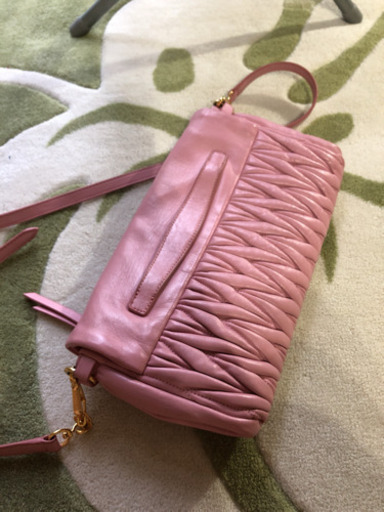 miumiu バック
