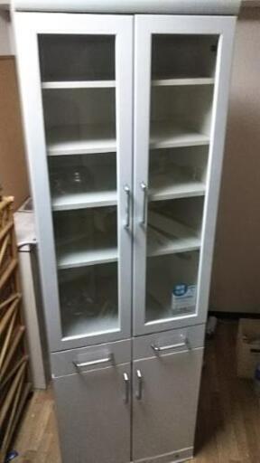 食器棚
