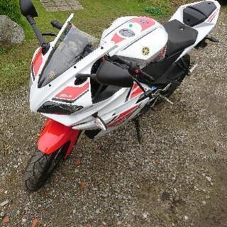 ヤマハ YZF-R125(美品)