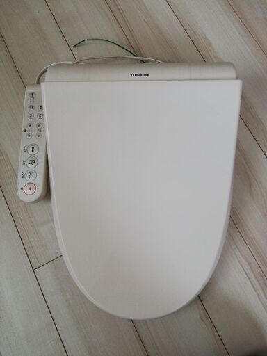 TOSHIBA　ウォシュレット