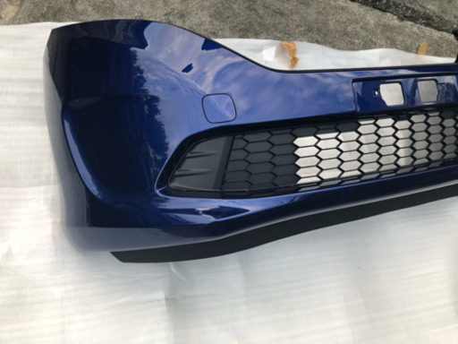 フリードの純正バンパーです。