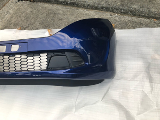 フリードの純正バンパーです。