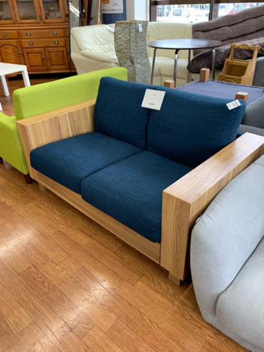 軽トラック貸出無料！！2人がけソファー