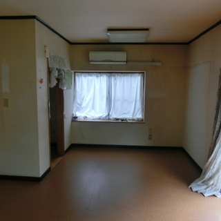 家賃１か月19,000円●一軒家とプレハブと駐車場5～6台可●現状貸し − 千葉県