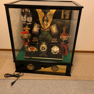 無料 五月人形 兜 カブト オルゴール付き ライト付きの画像