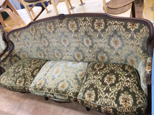 【トレファク摂津店 店頭限定】 karimoku（カリモク）の三人掛けソファー入荷致しました！