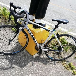 自転車　TREK ﾄﾞﾏｰﾈ2.3　ロードバイク