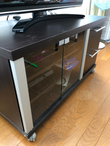 【取引中】テレビ42型(REGZA) テレビ台付