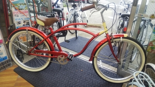 ビーチクルーザー　　後輪ブレーキはバンドブレーキ　　センタースタンド付き　　値下げ中！