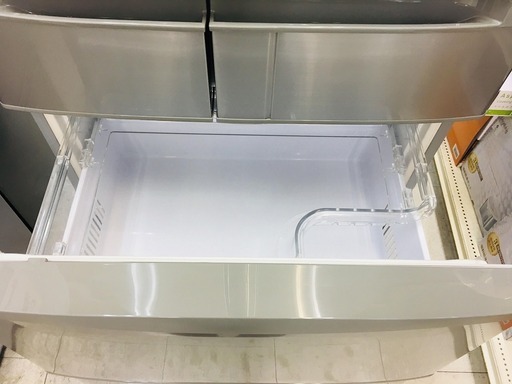 【6ヶ月間の保証付き】HITACHI　475L6ドア冷蔵庫【トレファク越谷店】