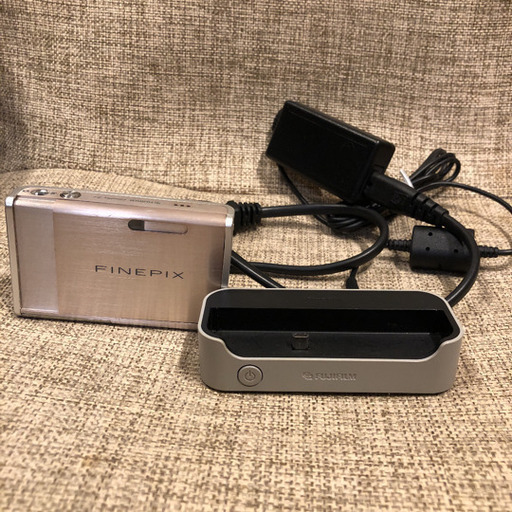 デジタルカメラ　  FUJIFILM FinePix Z2 ファインピクス