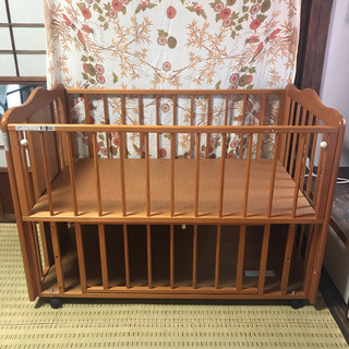 ｟商談中｠❁格安❁カトージ  ベビーベッド  BRUINの画像