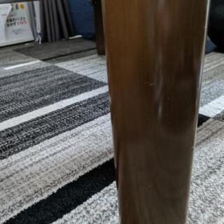 あげます。使って下さい。長方形テーブルです。
