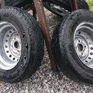 軽貨物車用タイヤ ４本の画像