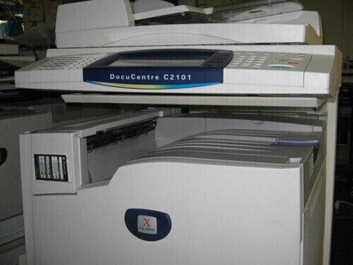 富士ゼロックス FUJI xerox　DocuCentre C2101　コピー、プリント、スキャンFAX機能もあります　カラープリンタ