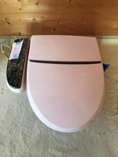 LIXILシャワートイレ新品訳あり品