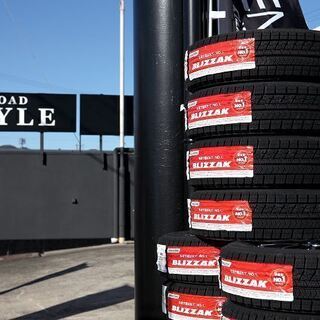 【新品】スタッドレスタイヤ＆ホイールセット各サイズありBRIDGESTONE製の画像